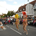 Tänzerinnen der Fuego Dance Company mit original Rio-Kostümen