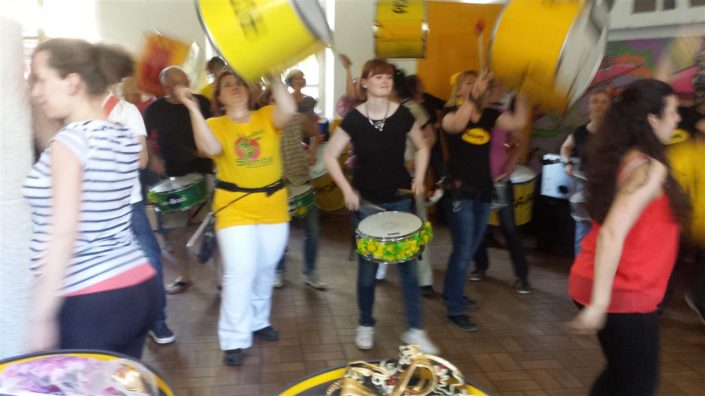 Uniao do Samba Frühlingsprobe Surdos oben +