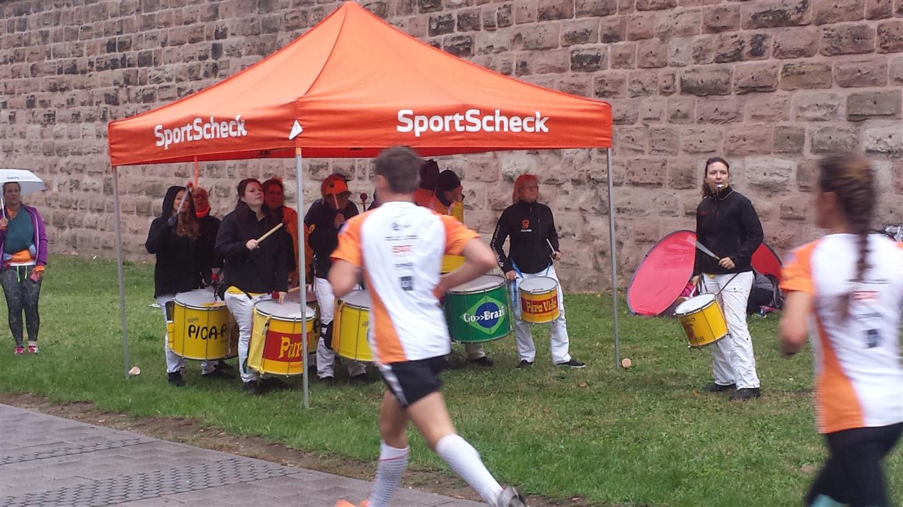 Uniao do Samba beim Sport-Scheck-Lauf in Nürnberg